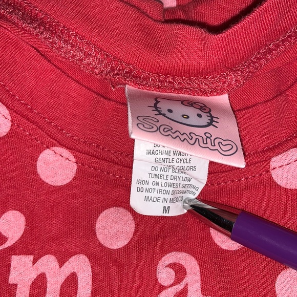Hello Kitty by Sanrio T-Shirt - Picture 6 of 6